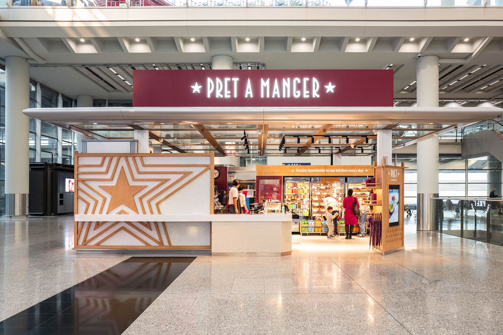 Pret A Manger Hong Kong International Airport Store Detail Design by Plaap Design